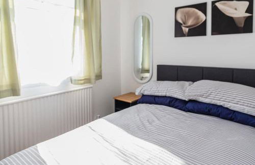 2 Bedroom Apartment Denton, suitable for professionals needing a peaceful work environment - Foto 22