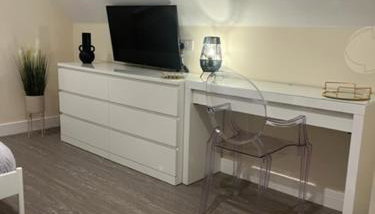 8 Studio, cosy loft, 50m to Airbus, bus-stop 20m, - Foto 5