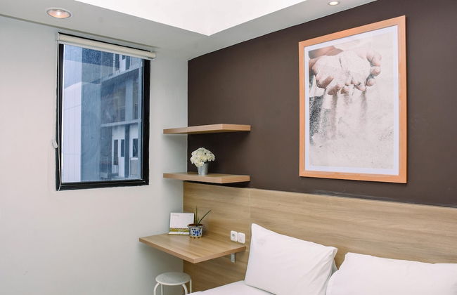 Comfy Studio Room at Evenciio Margonda Apartment - Photo 7