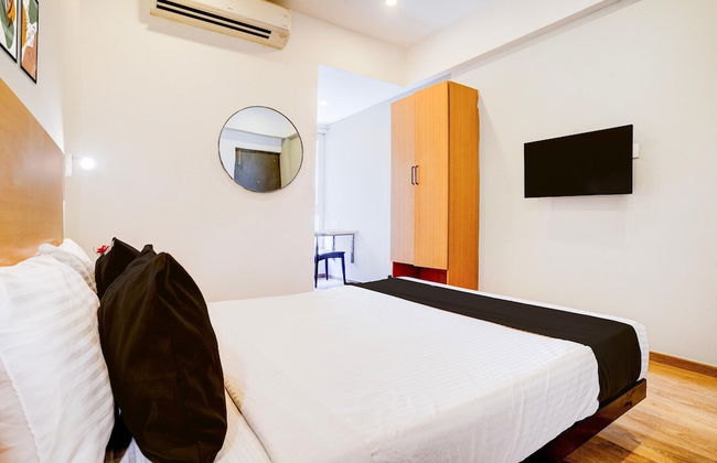 Elegant Stays at The Unicontinental Khar Mumbai - Foto 14