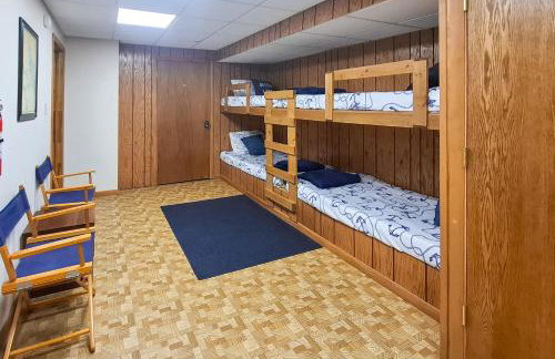 Boat Dock! Lakefront Group Getaway in Eldon - Photo 25