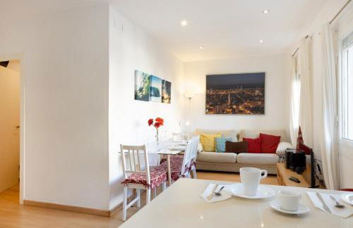 Cute Apartment in Sants Station with HBO & Alexa & AC - Photo 3