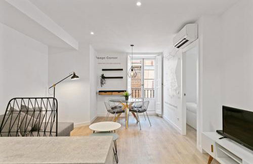 Refurnished One-bedroom Las Letras - Photo 2