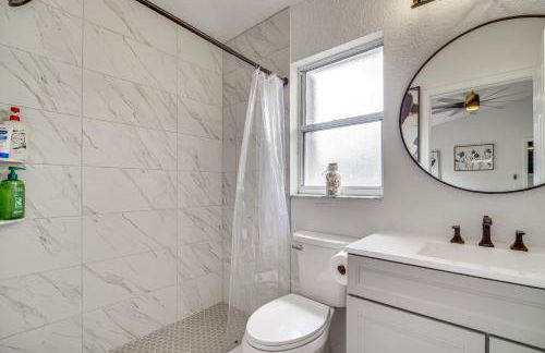 Private Yard and Patio Central Sebastian Home! - Foto 15