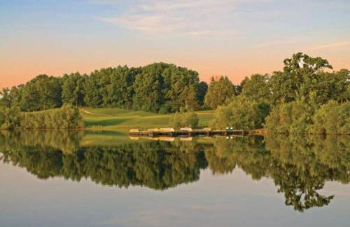 Beautiful 2BD condo in lakefront resort with lots of outdoor onsite activities - Foto 23