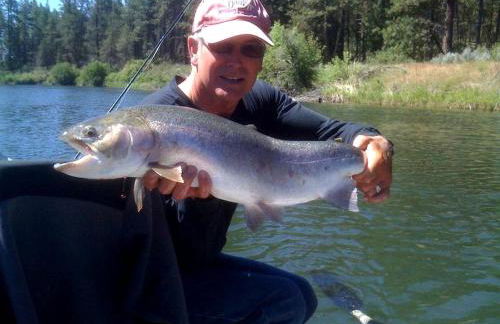 Peaceful Waterfront Log Cabin near Crater Lake National Forest, Oregon - Foto 9