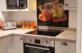 Ruth's Refresh Shropshire Country Retreat with Private Hot Tub & Stunning Views - Foto 12