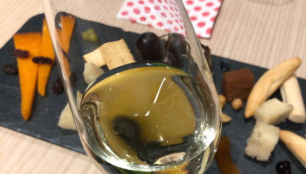 Cordoba Wine & Cheese Experience - Photo 2