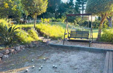 Exclusive Authentic Riviera Villa - Private Pool, Pétanque Court, Panoramic Mediterranean Sea & Estérel Mountain Views - Foto 26