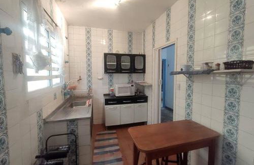 Casa Inteira 100 metros da Praia Localização Perfeita - Foto 14