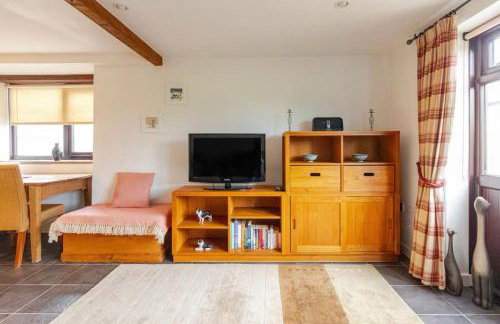 Trelowen Cottage - Photo 13