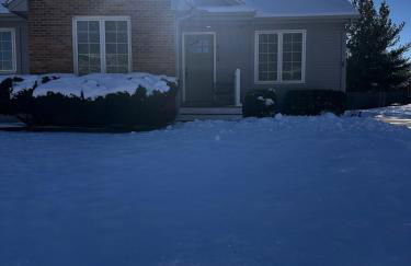 Ankenys Best Hot tub Theatre Room Game Room - Foto 61