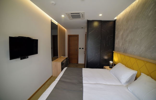 Lakeside Residence - Photo 24