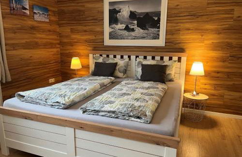 Appartement 1 mit Küche und neuem Bad, frisch saniert - Foto 1