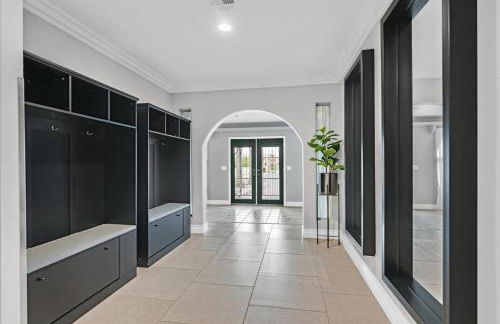 Luxury 5BR Retreat Pool Hot Tub Gym 7000sqf - Foto 36