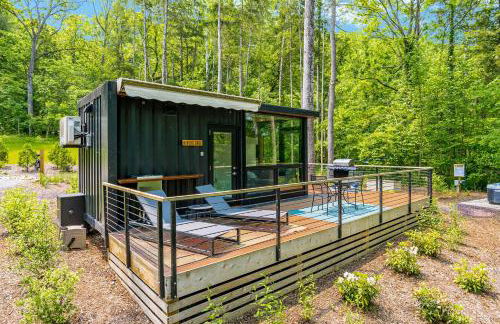 Modern Riverside Cabin w Hot Tub Fire Pit Kayaks - Foto 23