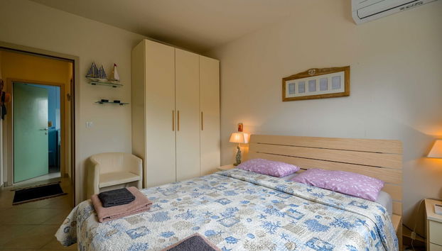 Scenic and Refined Retreat Apartment With Balcony - Foto 4, Habitación