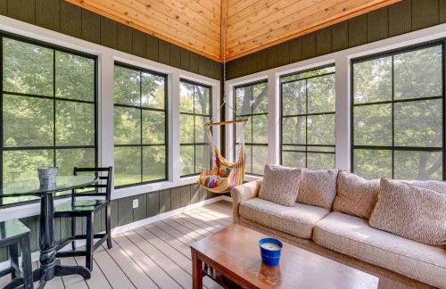 Lake Geneva Family Gem with Fenced Dog Run! - Foto 4