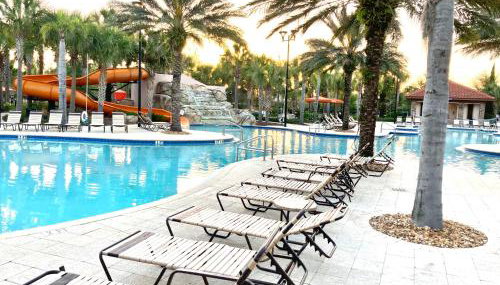 Marvelous Villa, South facing pool and hot tub, themed bedrooms near Disney - Foto 3