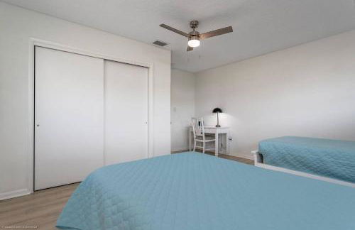 Gorgeous Grove Contemporary Family Home - Foto 60