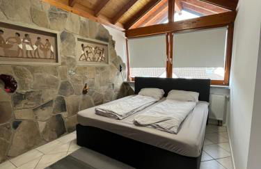 Stilvolle Wohnung mit Terasse und Garten - Foto 5