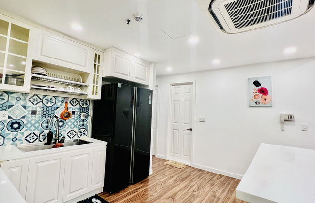 Sunrise City Apartment - Photo 71