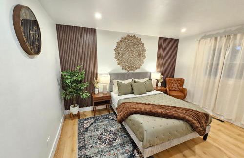 Luxury 4BR near Six Flags & Naval Base - Foto 13