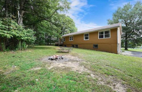 The Bumble Bee Hive 7-Bedroom House w/ Hot Tub - Foto 21