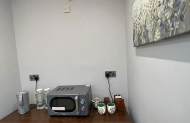 En-suite Double Room - Private Entrance & Free Parking - Foto 33