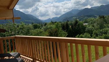 Chalet BERGSUCHT in Ruhpolding Bayern, Traumlage am sonnigen Südhang, kostenlose Parkplätze, schnelles WLAN, ruhige Sackgasse, NETFLIX inklusive - Foto 5