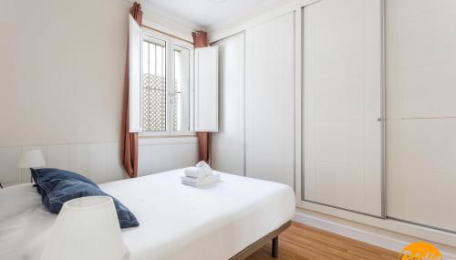 Apartamento El Patio by Cadiz Time - Foto 4, wardrobe