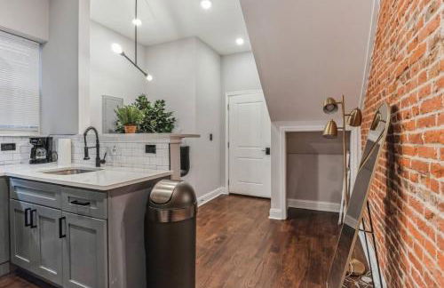 Jr 1Br w 2 Beds - Sleeps 4 - 10 min to DT - Foto 19