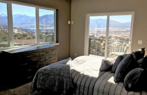 Barnwood Chateau with 2 Master Suites Hot Tub - Foto 22