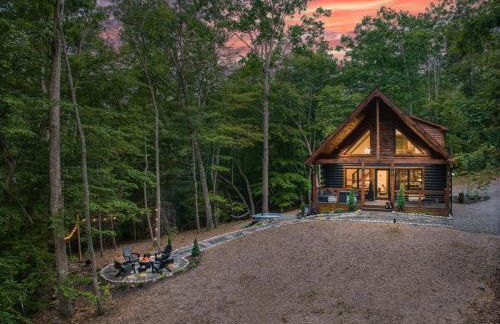 Cozy Chic Retreat Hot Tub, King Beds, Fire Pit - Foto 45