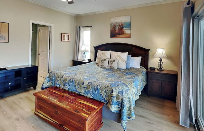 Pickled Pirate by Miss Kitty’s - Photo 30