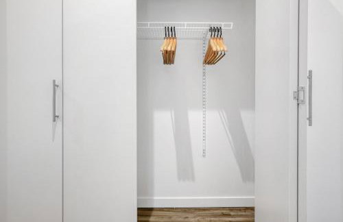 Bellevue 2BR w BBQ Gym WD nr Spring District SEA-225 - Foto 16