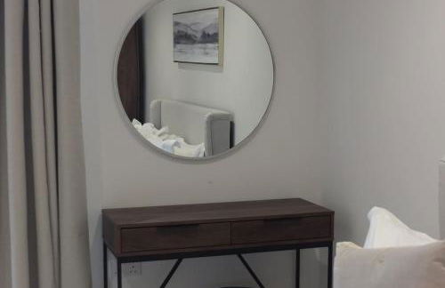 Entire Prestige Apartment in Poole Quay - Free Parking, Fast WiFi, Smart TV & Netflix - Foto 37