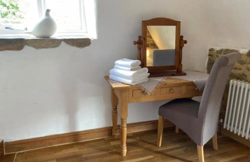 Beautiful Thatched Cottage with Piano - Foto 5