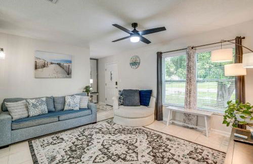 Port Charlotte Home with Sunroom, Grill and Fire Pit! - Foto 5