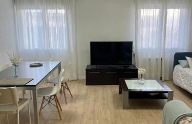 1 linea de playa puerto deportivo Vistas al mar recién reformado - Photo 13