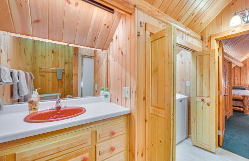 Lakefront Cabin with Sauna and Dock in Webster! - Foto 23