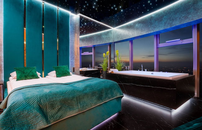 Apartments in Sky Tower with Bathtub near the window - Photo 127