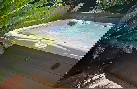 Rapallo 2-bed Apt, Sleeps 5 With Hot Tub - Foto 1