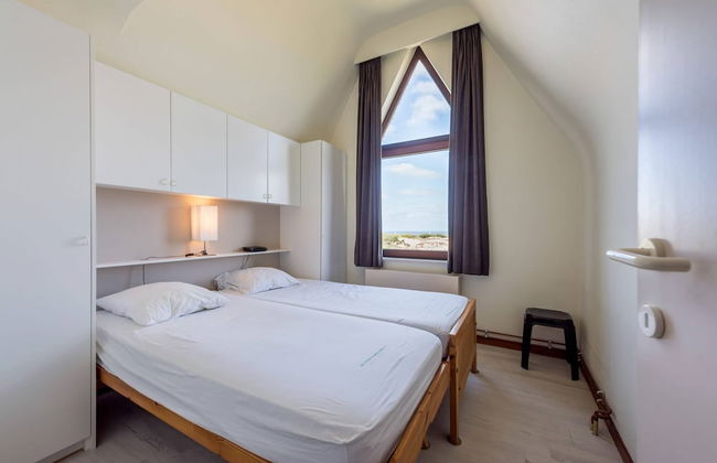 Apartment in Koksijde Near the Beach - Photo 8