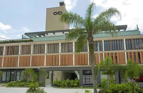 Loft Moderno, 500m Praia, Piscina, Sauna, WiFi 1GB - Foto 16