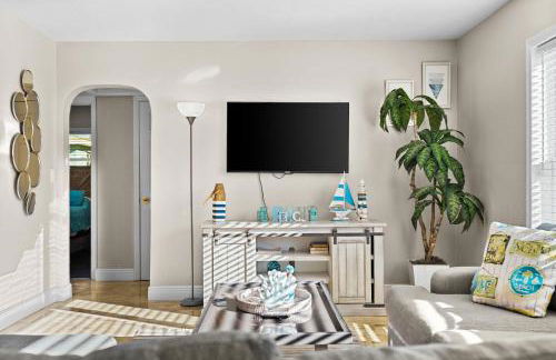 Private 5BR Oasis with Pool Near Clearwater Beach - Foto 1