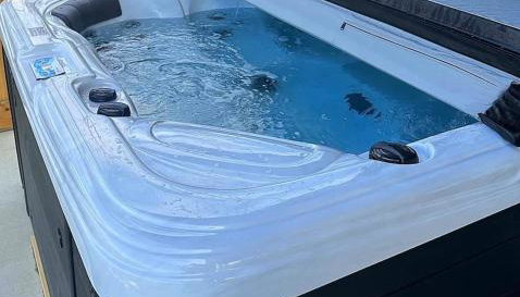 Hot Tub, 3BR for 10, Near Ark, Private Parking - Foto 2