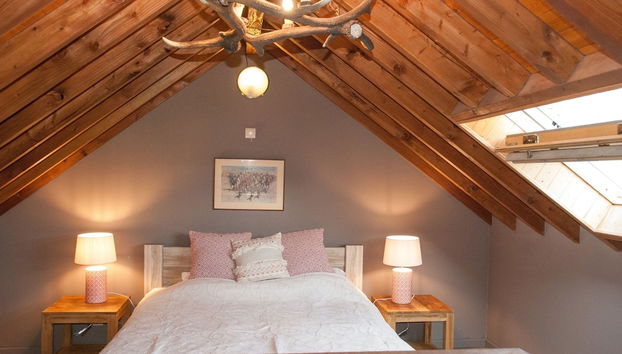 Perfect Spot on Edge of Large Woods with Hot Tub - Photo 5, Room