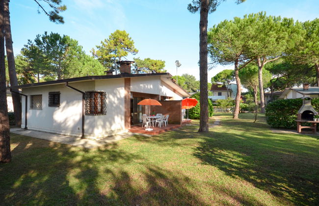 3 bedroom House in Lignano Sabbiadoro with garden and terrace - Photo 13