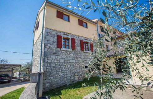 Lovely Apartment In Porec With Wifi - Foto 12